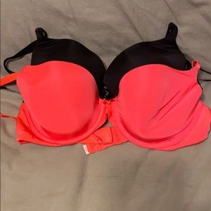 Lot of 2 Victoria’s Secret lined Demi bras 36c